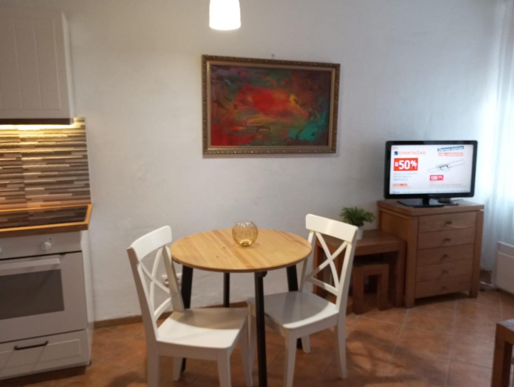 Old Studio Apartment Vilnius Kültér fotó